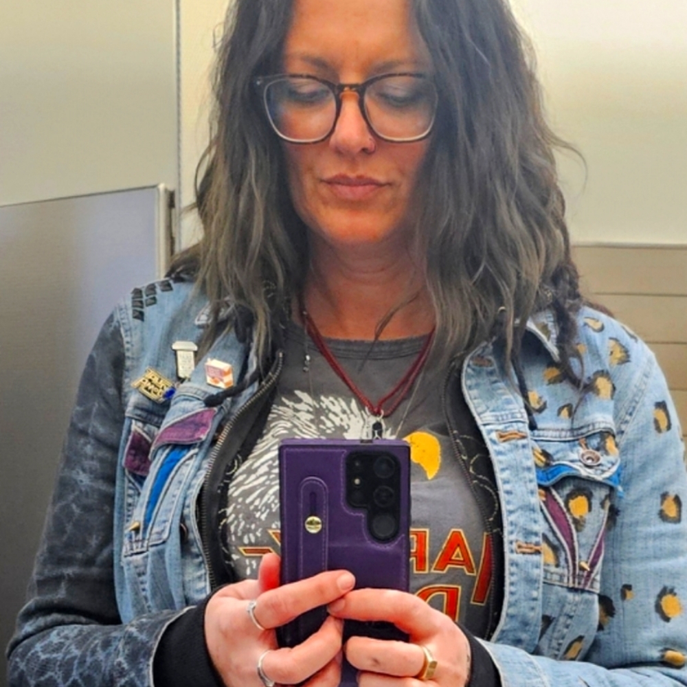 Meet your Posher, Wicked Nix